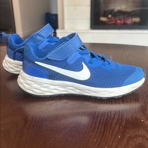 Nike Toddler Easyon Sneakers size 12.5